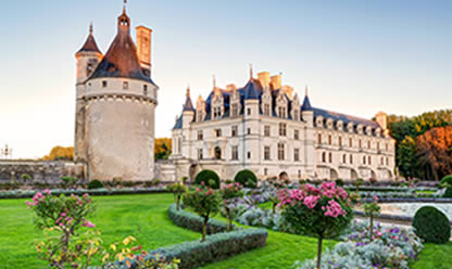 Trip to PARIS, LOURDES AND BARCELONA 2025 in English | Travel agency Festival